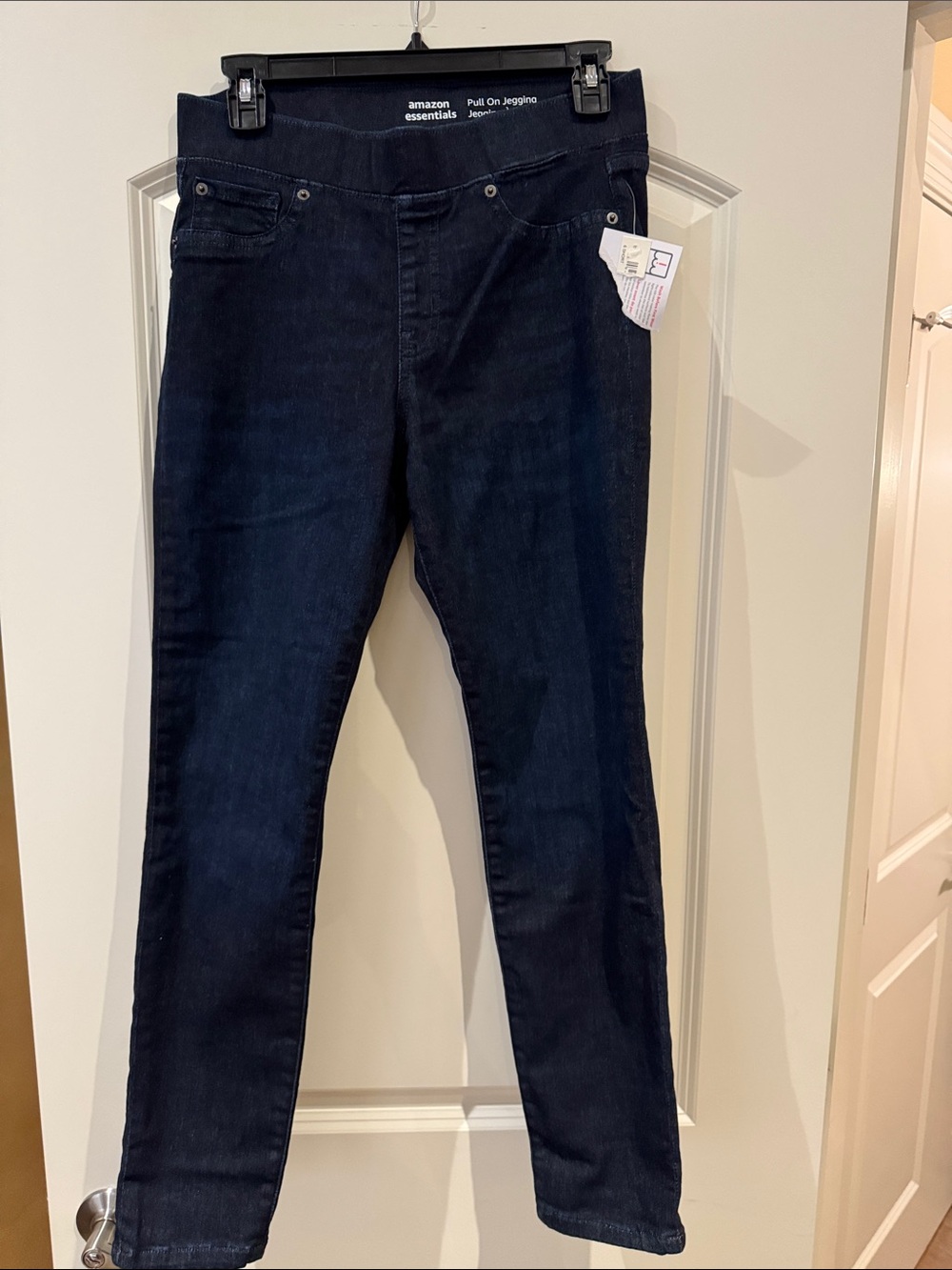 Amazon Essentials Women’s Pull on Jeggings in Dark Indigo, size 6 short, NWT